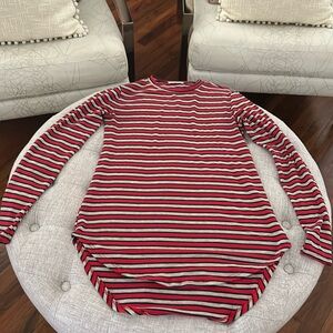 Boutique brand long top. Slightly longer in back